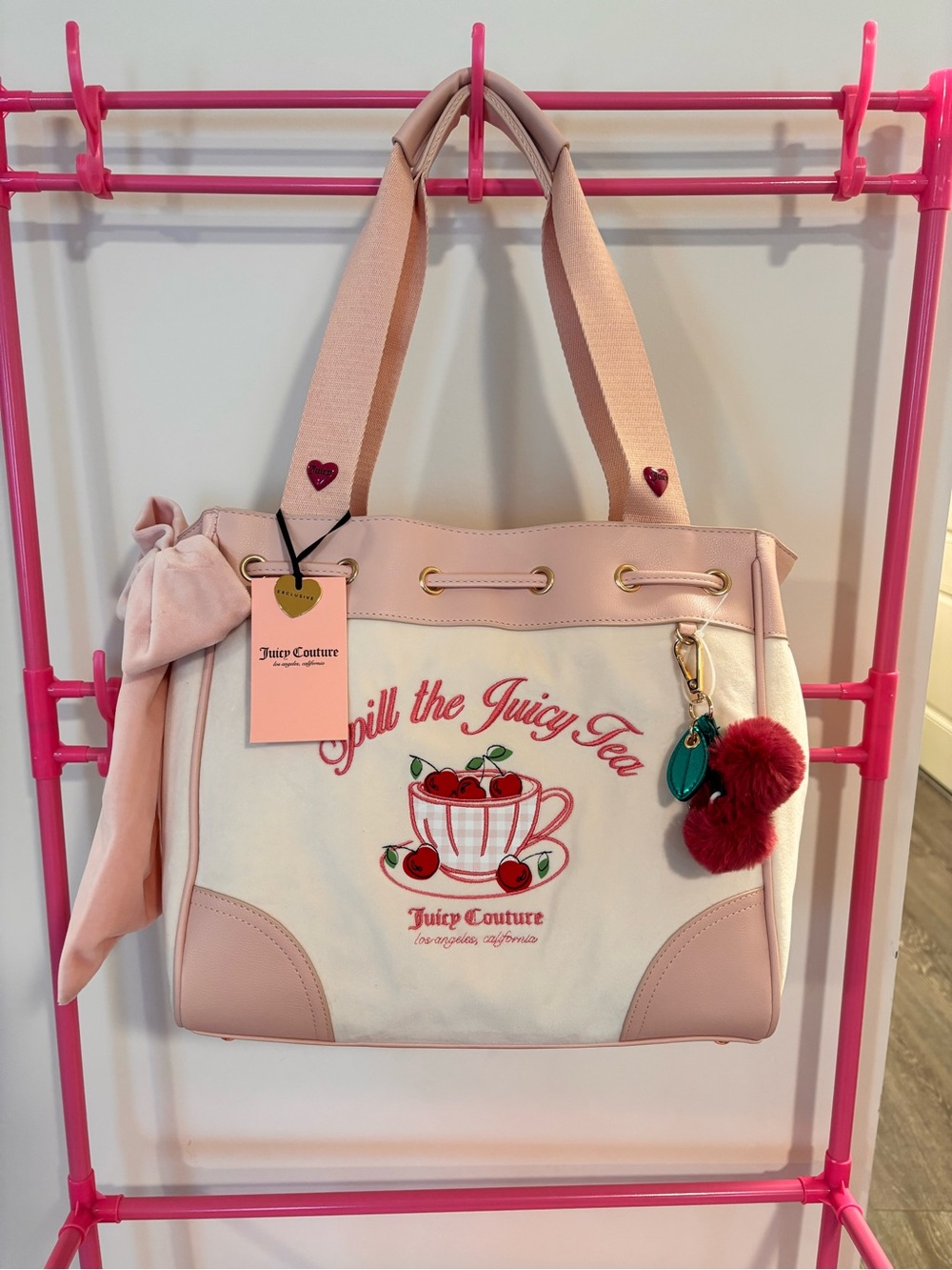 🍒☕ Juicy Couture Spill the Juicy Tea Daydreamer Tote Bag